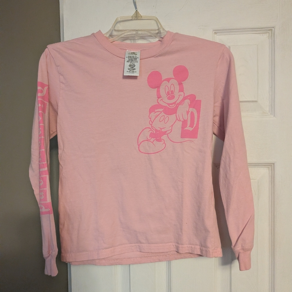 🦋 Disney Land Mickey Mouse  Pink Long Sleeve Shirt--kids Size Large
